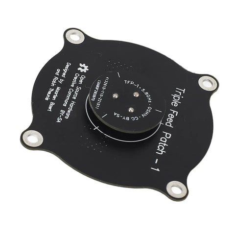 Beefy High Gain 5.8GHz Triple Feed Patch Antenna for FPV Drones with 9.4dBi gain, directional circularly polarized Black PCB