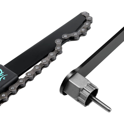Must Have Cassette Removal Tool Set With Chain Whip And Lock Ring Tool For HG Cassettes And Freewheels For Easy Install And Removal