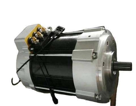 Smooth Rolling AC Traction Motor For Electric Vehicle Conversion Kits 72V 10kW side view with connectors and sleek design.