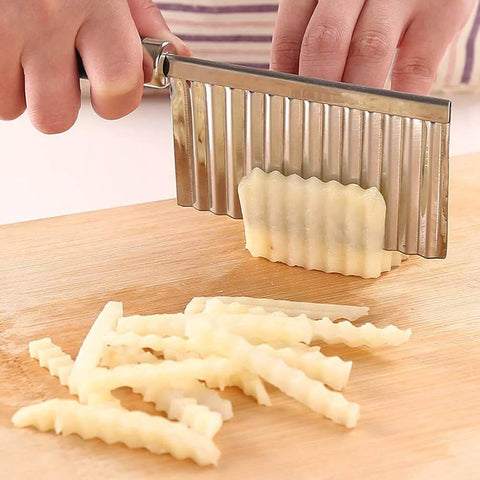 Two-pack stainless steel crinkle cutter with wavy blade for fries and vegetables