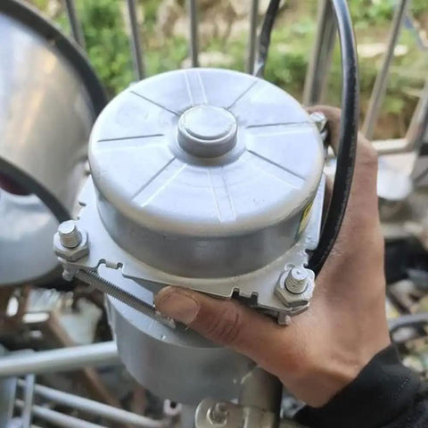Close-up of aluminum housing 1000W 220V Water Turbine Generator for Remote Areas Outdoor Mini Hydroelectric Power System.