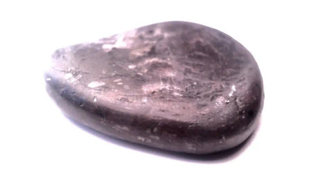 Black Industrial Grade Rough Diamond, 23mm Spade Shape, 28.00 Carat, Flat Sides, Non Gem Quality, Extreme Hardness Over 10