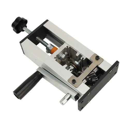 Heavy Duty Manual Wire Stripper Machine For Scrap Copper, showing adjustable blade and metal frame for efficient use.
