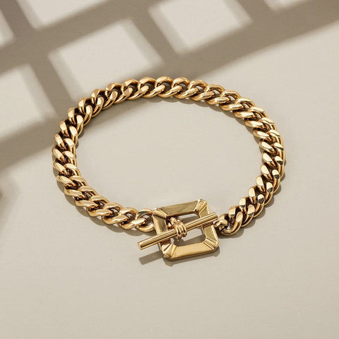 14K Gold Filled Cable Wire Bracelet For Women, 7.8 Inch Classic Twist Rope Threader Interlocking Textured Link Chain on beige surface