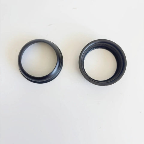 Beefy Bottom Bracket Set For One Piece Crank Bikes 1.69 Inch Cup 43mm OD Steel Frame Cups 9-Piece Kit With Ball Retainers close-up view