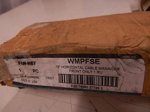 Damaged packaging of Horizontal Cable Manager 1U Black For Rack Mounts with label visible