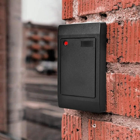 Outdoor wall-mounted Door Access Card Reader 26 To 34 Channel 125KHz RFID ID Card Reader for Home Security and Access Control