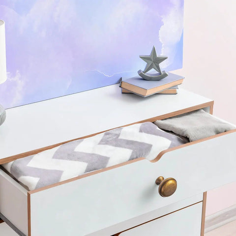 Dresser with Antique Brass Cabinet Knobs 6 Pack Set, zinc alloy drawer pull, featuring a classic retro look, single hole mount.
