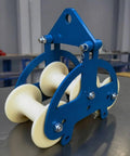 Heavy Duty Cable Pulley Roller Guide Block With Bolted Bracket Steel For Utility Work Construction Rugged Two Wheel Wellhead System 160mm And 100mm Size blue steel guide block with dual rollers