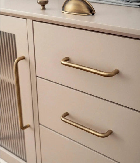 U Shaped Antique Brass Brushed Furniture Handle With Solid Shell Drawer Knob for cabinets, long pull 320mm pitch row, on drawers