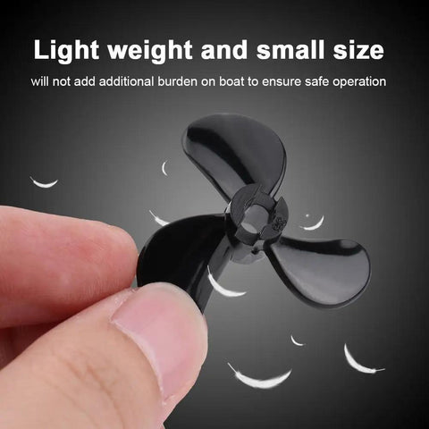 RC Boat Propeller Set With 3 Blades For 4mm Shafts Lightweight Plastic Outboard Propeller in hand