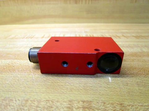 Close-up view of Photoelectric Sensor Retroreflective With Transparent Media PNP LO DO M12 Connector 10-30 VDC PRK 18-4 DL4 50080153.