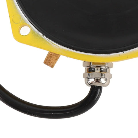 Thin Film Level Meter In Stainless Steel For Industrial Powder And Granule Vibration Detection Built Tough For Cement Silos And Storage Facilities Erosion Resistant Blockage Switch For Harsh Environments close-up of yellow housing and cable connector