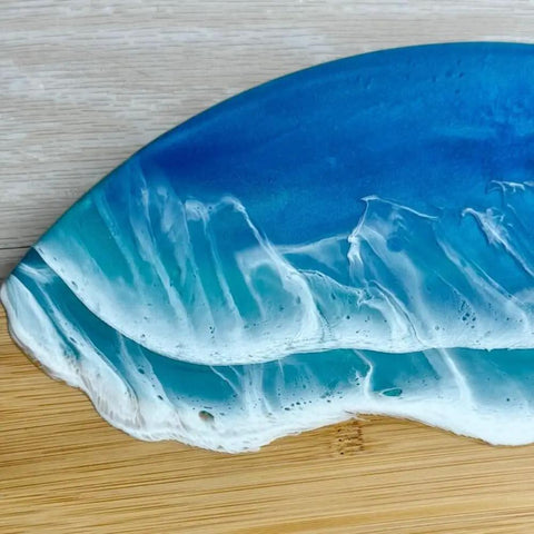 Close-up of resin wave design on 14 Inch Lazy Susan with resin wave design and wood construction a smooth rotating tray