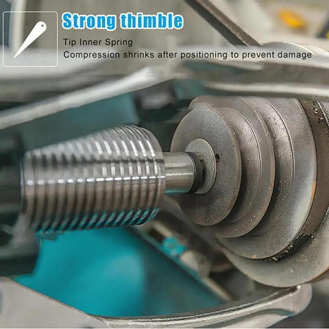 Heavy Hitting 20 Ton Hydraulic Gear Puller With Relentless Alloy Claws showing strong thimble for securing components in place.