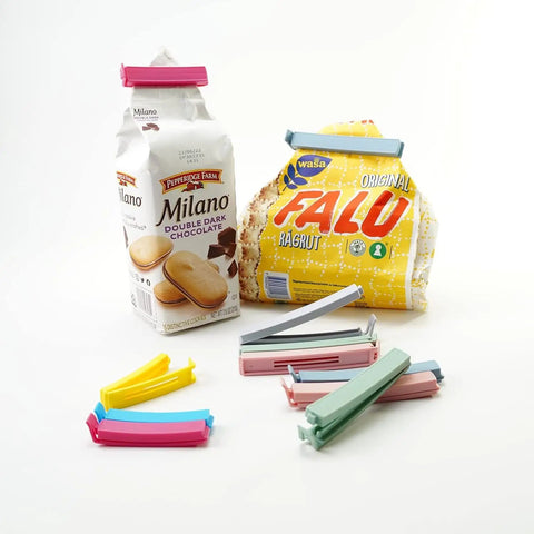 32 Piece Curved Plastic Bag Clips For Kitchen And Home Resealable Food Storage Sealers Lock In Freshness To Nuke Stale Leftovers Fast With A Rock Solid Grip That Holds Up All Week