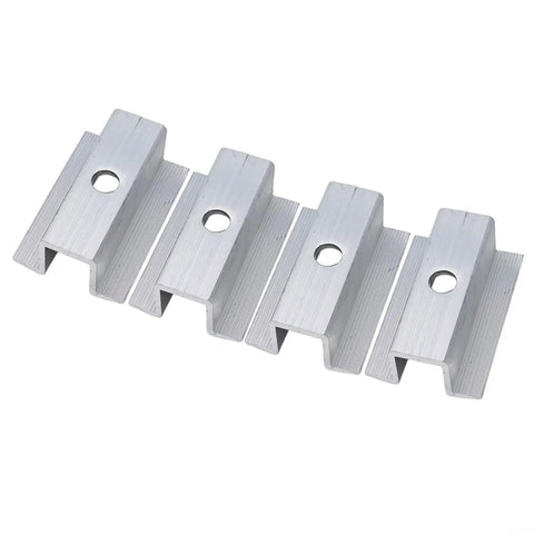Solid Solar Middle Clamp For PV Panel Frame Height 25 To 50 Mm Aluminum Alloy Erosion Resistant Mounting Bracket Silver