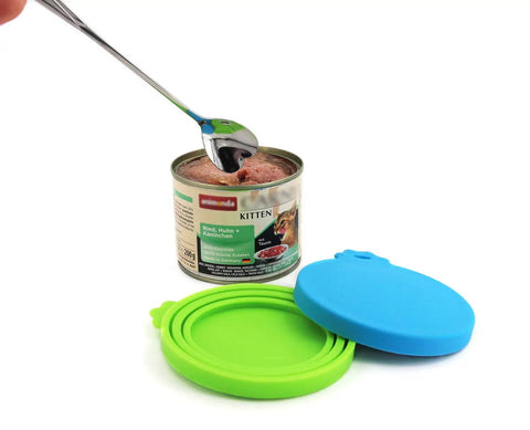 Universal Silicone Can Lids For Dog And Cat Food, 3 Pack With Spoon, Multi Colored Set, open can, and spoon visible