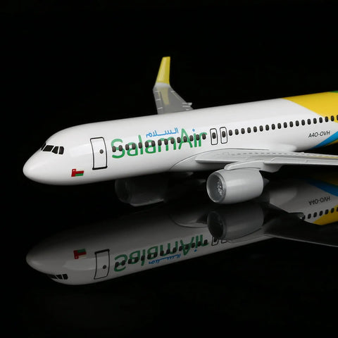 A320 1/400 Diecast Airplane Model With Alloy Fuselage 6.1 Inch Length 5.5 Inch Wingspan Includes Plastic Display Base Ready To Display