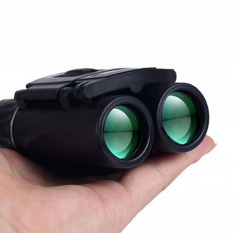 Close-up of Compact Folding Binoculars 40X22 Dope Clarity with Bak4 FMC Optics, lightweight and hand-held for outdoor use.