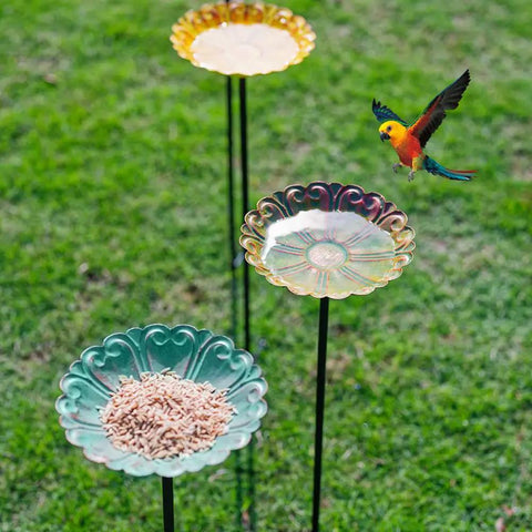 Flower Bird Bath With Metal Stake Set Of Four For Outdoor Gardens A Charming Yard Decor For Bird Lovers Each Bath Measures 7.1 Inches In Diameter And 1.3 Inches Deep With Easy To Install Stakes