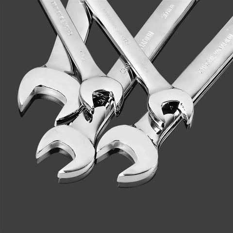 Close-up of Ratchet Spanner Set 8 To 19mm 72 Teeth Metric Wrench Kit for tight spaces, chrome vanadium steel material