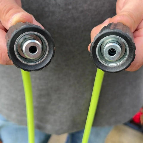 Ends of Pressure Washer Hose With M22 Fittings, 1/4 In By 25 Ft, ZillaGreen Flexible Hybrid Polymer, Cold Water Only Up To 3100 Psi