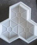 Leaf Pattern Concrete Paver Mold For Pathways And Patios Reusable Stone Garden Mold DIY Landscape Paving Tool For Easy No Fuss Patio Walkways And Decorative Squares For Outdoor Projects