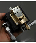XY Axis Linear Stage With Fine Tuning Frame For Manual Displacement And High Precision Measuring in hand