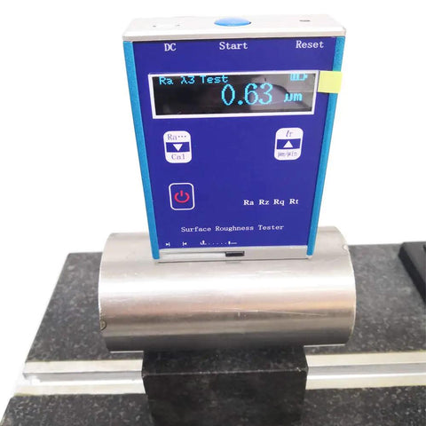 Digital Surface Roughness Tester With Ra Rz Rq Rt, Portable Profilometer For Metal And Nonmetal Surfaces on cylindrical object