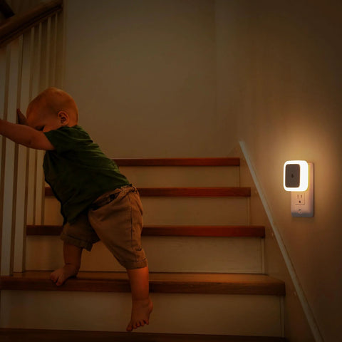 Sujeet Night Light 8-pack plug-in wall night lamps, warm white LED, Amazon brand