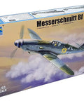 Messerschmitt Bf 109K-4 1:32 aircraft model kit with 250 parts, photo-etched details and decals box front view