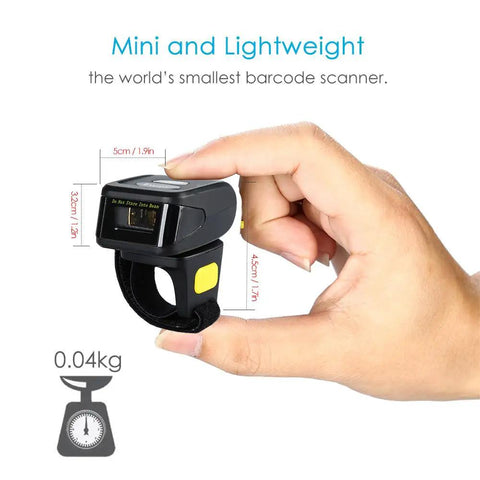 Person holding Ring Wearable 1D Barcode Scanner For Hands Free Scanning Bluetooth 2.4G Wireless Or USB Wired Mini Bar Code Reader