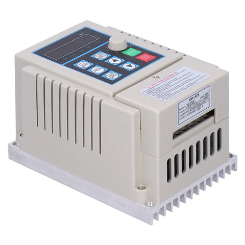 750W 110V Single Phase To 3 Phase VFD Inverter Frequency Converter With 50 to 60Hz Output, beige control panel