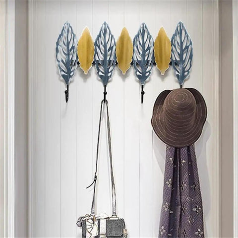 Big Letter Wall Mount Coat Hook Heavy Duty Entryway Key Organizer Sturdy Home Storage Rack with leaf design for hats and bags.