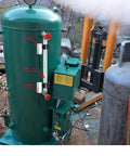 Installed No Contact Liquid Level Sensor For Pipes And Tanks, Contactless Water Level Detection with NPN Output, on green tank