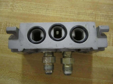 Hydraulic Control Manifold Block PN 1 825 503 813 1pc replacement module, front view showing valve ports and connectors