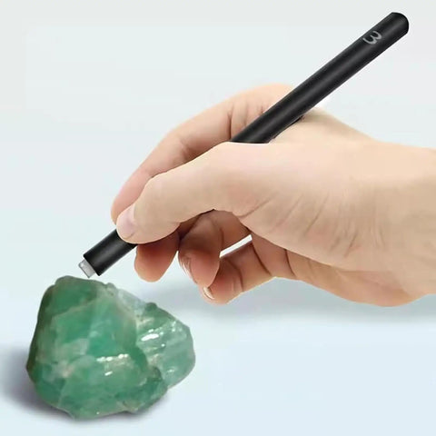 7 Piece Mohs Hardness Test Kit With 3 To 9 Scratch Tester Pens Portable Mineral Identification Kit In A Rugged Storage Box For Gem Jade Jewelry Testing And Quick Easy Rock And Mineral ID, hand using pen on jade