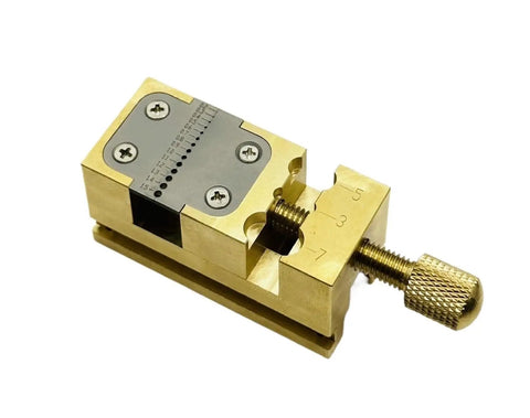 XY Axis Linear Stage With Fine Tuning Frame For Manual Displacement And High Precision Measuring, gold sliding table with screw adjustment