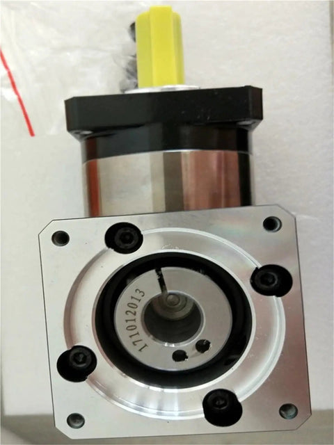 Pro Shop Grade Right Angle 90 Degree Planetary Gearbox Speed Reducer For NEMA34 Stepper Motor With 12.7Mm Input Shaft delivering internal view and mounting details.