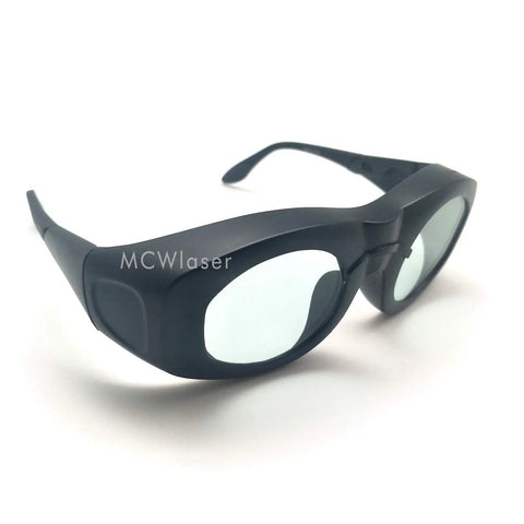 Laser Safety Glasses 980 To 2500Nm Absorption Block Glare And Sparks Crafted For Clinics And Labs, black polycarbonate eyewear.