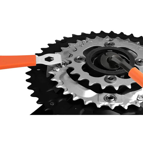 Using Bike Crank Puller Tool Set With 16mm And 15mm Wrenches on bike gear cassette, crank extractor in action