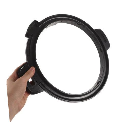 Black Pressure Cooker Lid Edge Support Bracket Heat Resistant Plastic Replacement Part For Electric Multi Cooker Home Kitchen Appliance Lid Grip For Easy Handling, held by hand