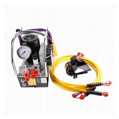 Heavy Gear Workhorse Hydraulic Torque Wrench Delivering 1940 To 19409 Nm Knockout Power With 2-1/2 Inch Square Drive and 360 Swivel Hose.