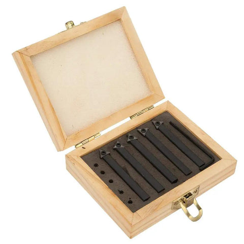 Heavy Duty 5 Pack Quarter Inch Indexable Carbide Insert Set With Hex Wrench And Screws For Metal Lathe showing inserts in wooden box.
