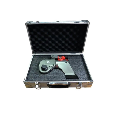 Heavy Duty Hydraulic Torque Wrench 700 Bar 10000 Psi 1 Inch Square Drive Swivel Inlet Precision Reaction Arm in protective case.