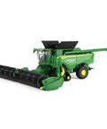One Sixty Fourth Scale S7 900 Combine With Interchangeable HDF40 Grain Head And CF12 Folding Corn Head Farm Show Edition model