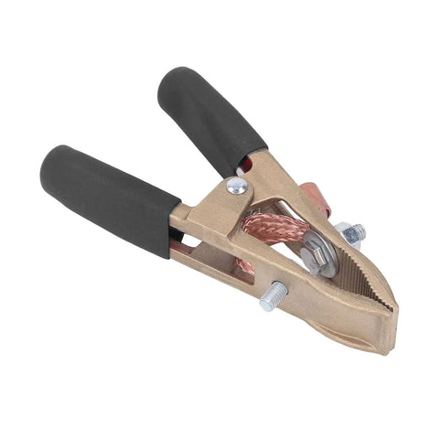 Heavy Duty Brass Welding Ground Clamp Rated For 500 Amps With Large 60mm Jaw Opening For Secure Earth Clip Hookups On Cars And Heavy Power Train Manufacturing Jobs You Can Count On Today. Close-up of clamp with non-slip handle.