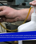 Hand using Quart Bottle Fluid Pump For Transmission Fluid Transfer Manual Siphon With 4cc Per Stroke Gear Oil And Differential Fluid Extractor Car Maintenance Tool