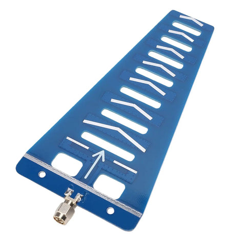 Blue 2.4GHz High Gain Directional Antenna Beefed Up With 13dBi Signal Boost for Long Range Drone Image Transmission, Narrow Angle